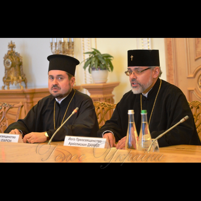 5 жовтня 2018 зустріч Голови Верховної Ради України Андрія Парубія з Екзархами Вселенського Патріарху в Україні – Архієпископом Памфільським і Західної Єпархії Української православної церкви в США Даниїлом та Єпископом Едмонтону і Захiдної Єпархії Української православної церкви в Канаді Іларіоном.