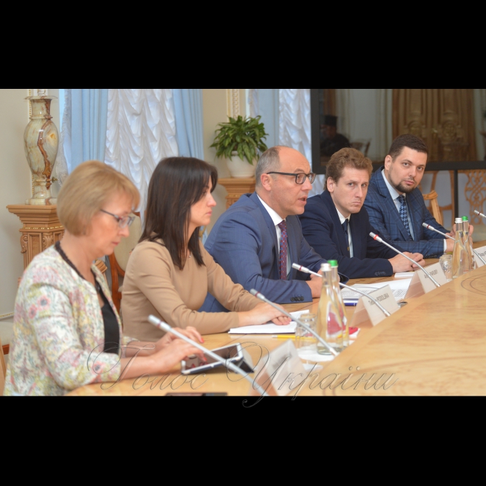 5 жовтня 2018 зустріч Голови Верховної Ради України Андрія Парубія з Екзархами Вселенського Патріарху в Україні – Архієпископом Памфільським і Західної Єпархії Української православної церкви в США Даниїлом та Єпископом Едмонтону і Захiдної Єпархії Української православної церкви в Канаді Іларіоном.