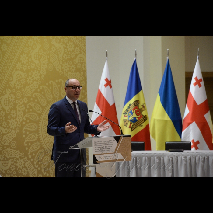 5 жовтня 2018 розпочалась робоча поїздка за участю Голови Верховної Ради України Андрія Парубія до Грузії (Тбілісі).