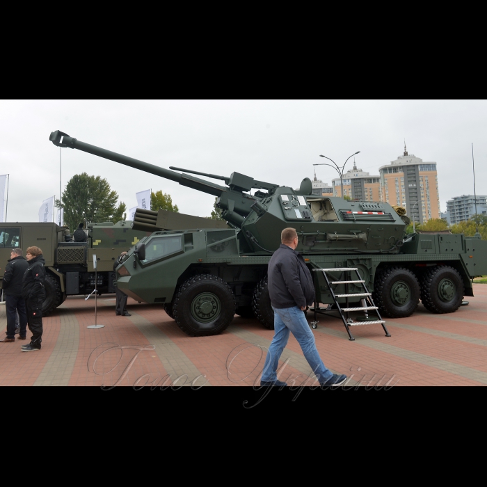 9 жовтня 2018 Міжнародна виставка до Дня захисника України: ХV Міжнародна спеціалізована виставка 