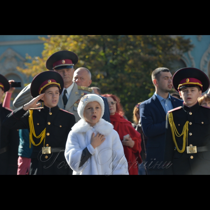 12 жовтня 2018 урочистості присвячені 10 - річному ювілею урочистої церемонії вручення погонів учням кадетських класів. 
Урочиста церемонія вручення погонів учням кадетських класів ліцею – інтернату №23 «Кадетський корпус» - Площа Конституції, м. Київ. 