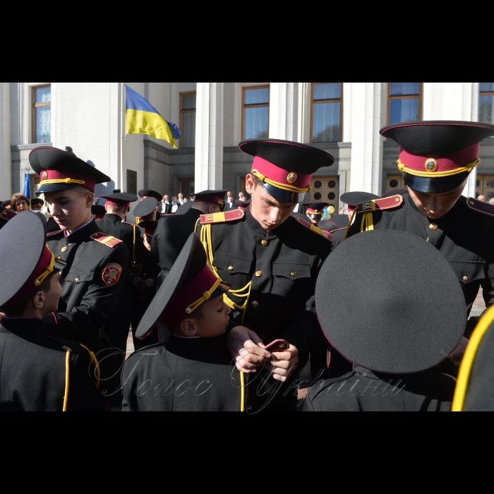 12 жовтня 2018 урочистості присвячені 10 - річному ювілею урочистої церемонії вручення погонів учням кадетських класів. 
Урочиста церемонія вручення погонів учням кадетських класів ліцею – інтернату №23 «Кадетський корпус» - Площа Конституції, м. Київ. 