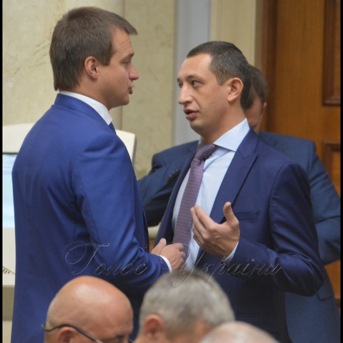 16 жовтня 2018 засідання ВР України.
Сергій Березенко БП, Андрій Немировський БП.