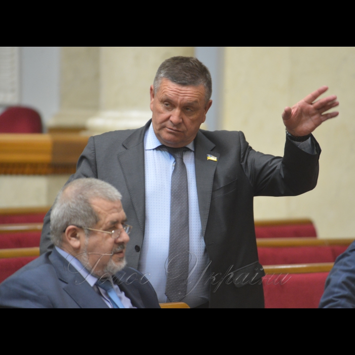 17 жовтня 2018 пленарне засідання Верховної Ради України.
Рефат Чубаров, Федір Негой БП.