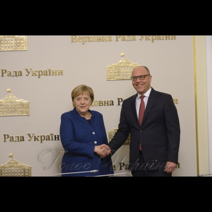 1 листопада 2018 зустріч Голови Верховної Ради України Андрія Парубія та Голів депутатських фракцій Верховної Ради України з Федеральним канцлером Федеративної Республіки Німеччини Ангелою Меркель.