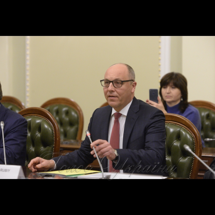 1 листопада 2018 зустріч Голови Верховної Ради України Андрія Парубія та Голів депутатських фракцій Верховної Ради України з Федеральним канцлером Федеративної Республіки Німеччини Ангелою Меркель.