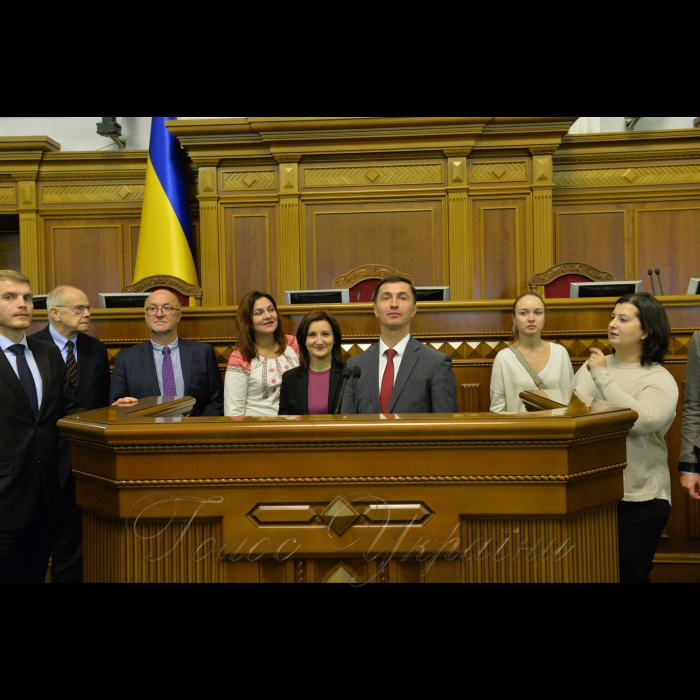 13 листопада 2018 конференція апаратів парламентів країн Європи у Верховній Раді України.
Перший заступник керівника апарату - керуючий справами ВР України Петро Боднар.