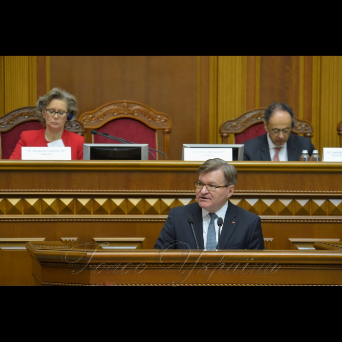 16 листопада 2018 у Києві проходить ювілейний 40-вий щорічний форум транснаціональної мережі членів парламентів 