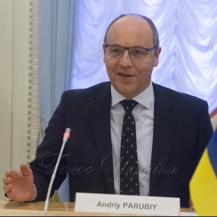23 листопада 2018 зустріч Голови Верховної Ради України Андрія Парубія з Сенатором Республіки Польща, заступником Голови Комітету закордонних справ та Європейського Союзу Ярославом Обремскі.
Сенатор Республіки Польща Ярослав Обремскі вручив Голові Верховної Ради Андрію Парубію рішення Сенату Польщі про визнання Голодомору геноцидом українського народу.