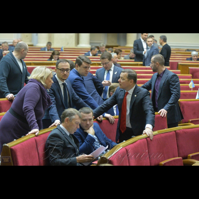 4 грудня 2018 пленарне засідання Верховної Ради України.
Прийнято за основу проект Закону 