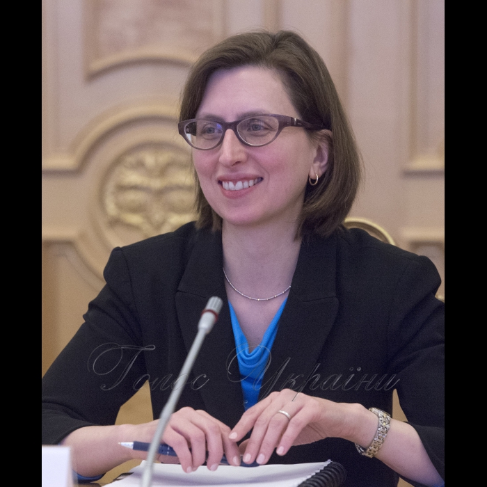 6 грудня 2018 зустріч Голови Верховної Ради України Андрія Парубія із заступником помічника Міністра оборони США з питань України, Росії та Євразії Лорою Купер