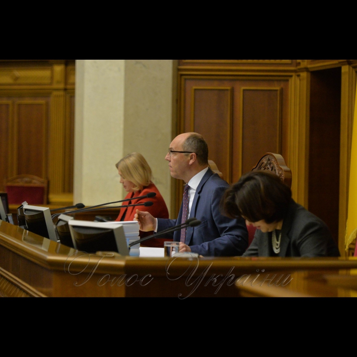 6 грудня 2018 пленарне засідання Верховної Ради України.
