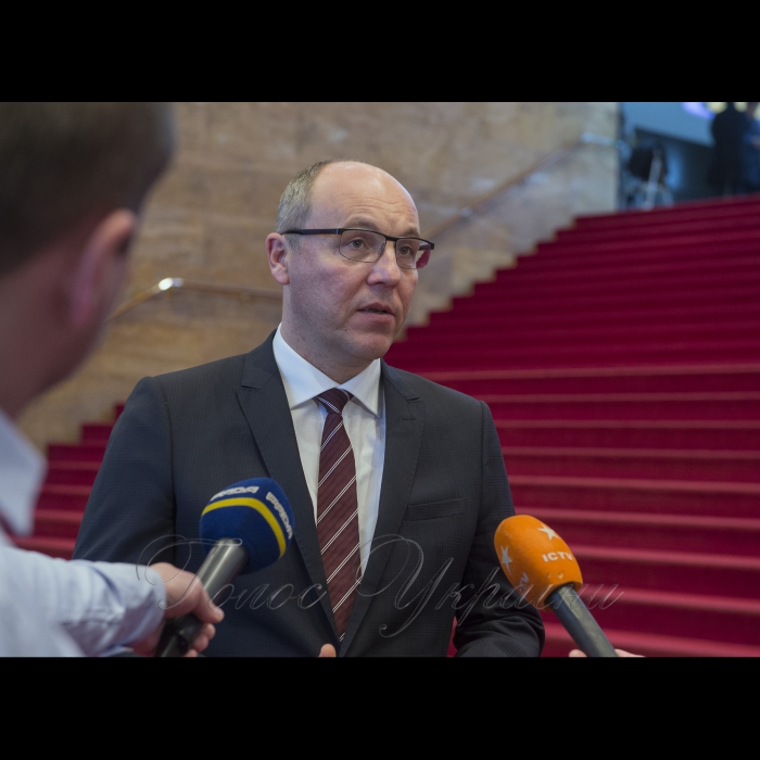 12 грудня 2018 офіційний візит Голови Верховної Ради України Андрія Парубія до Республіки Корея. 
Зустріч Голови Верховної Ради України А. Парубія зі Спікером Національної Асамблеї Республіки Корея Мун Хі-Санг, підписання Меморандуму про взаєморозуміння між ВР України і Національною Асамблеєю Республіки Корея.