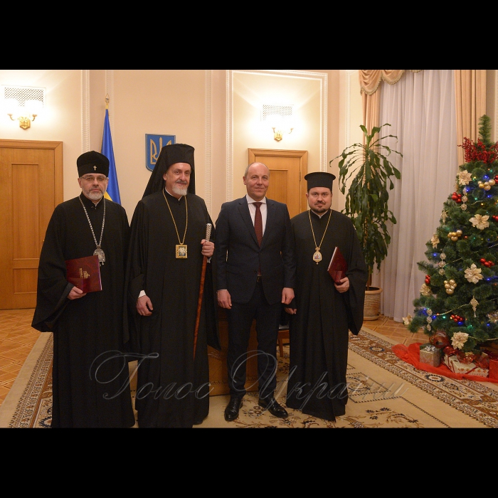 15 грудня 2018 Голова ВР України Андрій Парубій, президент України Петро Порошенко взяли участь у Об’єднавчому соборі українських православних церков, що пройшов у Софії Київській де ректор та професор кафедри біблійних і філологічних дисциплін Київської православної богословської академії Епіфаній обраний предстоятелем єдиної помісної православної церкви в Україні.
