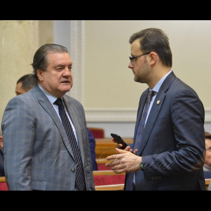 18 грудня 2018 пленарне засідання Верховної Ради України.
Прийнято за основу проект Закону 