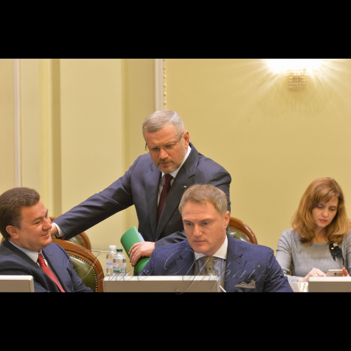 15 січня 2019 погоджувальна рада Верховної Ради України.
Віктор Бондар-Відродження, Олександр Вілкул-ОБ, Євген Рибчинський-Воля народу.