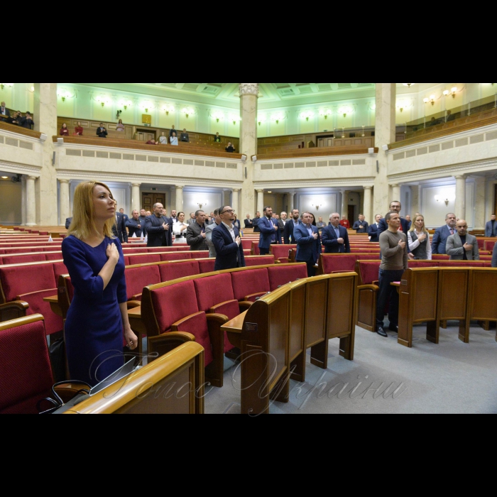 18 січня 2019 пленарне засідання Верховної Ради України. Останній день пленарної роботи дев’ятої сесії Верховної Ради України.
Виступ Голови Верховної Ради України Андрія Парубія під час закриття дев’ятої сесії Верховної Ради України.
