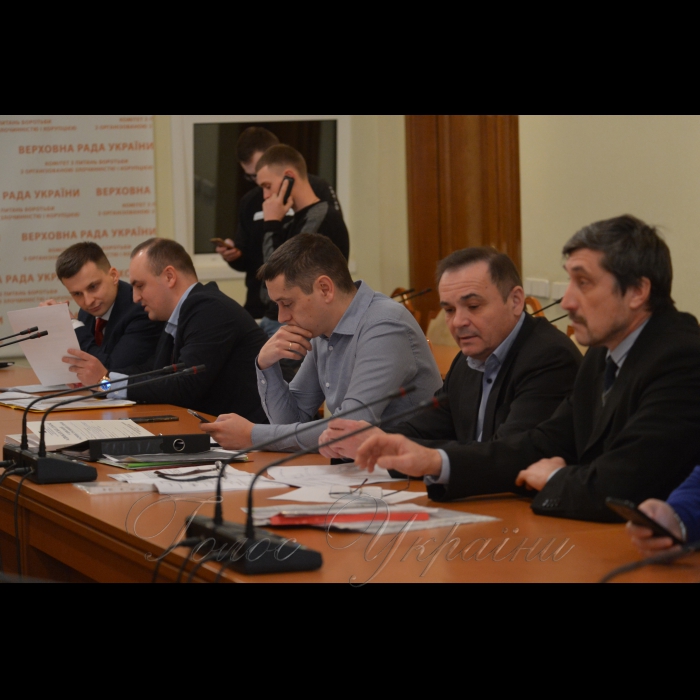 22 січня 2019 Голова підкомітету з питань взаємодії з громадянським суспільством Комітету Верховної Ради України з питань запобігання і протидії корупції Ігор Луценко під час позачергового засідання підкомітету з питань взаємодії з громадянським суспільством Комітету Верховної Ради України з питань запобігання і протидії корупції на тему: «Корупційні схеми у сфері технічного контролю транспортних засобів».
У заході взяли участь народні депутати України, представники Міністерства інфраструктури України, Міністерства внутрішніх справ України, Головного сервісного центру Міністерства внутрішніх справ України, Національної поліції України, Національного агентства з акредитації України, представники громадських організацій, незалежна громадськість та експерти. 