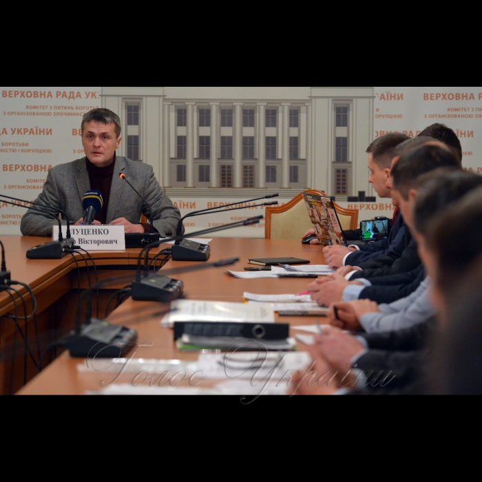 22 січня 2019 Голова підкомітету з питань взаємодії з громадянським суспільством Комітету Верховної Ради України з питань запобігання і протидії корупції Ігор Луценко під час позачергового засідання підкомітету з питань взаємодії з громадянським суспільством Комітету Верховної Ради України з питань запобігання і протидії корупції на тему: «Корупційні схеми у сфері технічного контролю транспортних засобів».
У заході взяли участь народні депутати України, представники Міністерства інфраструктури України, Міністерства внутрішніх справ України, Головного сервісного центру Міністерства внутрішніх справ України, Національної поліції України, Національного агентства з акредитації України, представники громадських організацій, незалежна громадськість та експерти. 