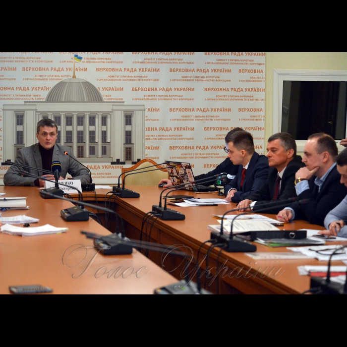 22 січня 2019 Голова підкомітету з питань взаємодії з громадянським суспільством Комітету Верховної Ради України з питань запобігання і протидії корупції Ігор Луценко під час позачергового засідання підкомітету з питань взаємодії з громадянським суспільством Комітету Верховної Ради України з питань запобігання і протидії корупції на тему: «Корупційні схеми у сфері технічного контролю транспортних засобів».
У заході взяли участь народні депутати України, представники Міністерства інфраструктури України, Міністерства внутрішніх справ України, Головного сервісного центру Міністерства внутрішніх справ України, Національної поліції України, Національного агентства з акредитації України, представники громадських організацій, незалежна громадськість та експерти. 