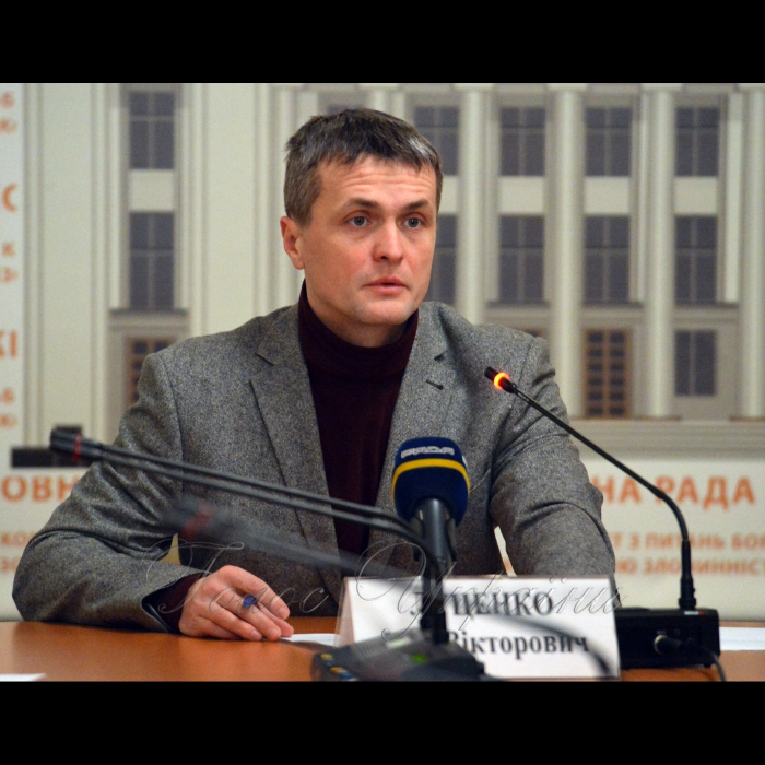 22 січня 2019 Голова підкомітету з питань взаємодії з громадянським суспільством Комітету Верховної Ради України з питань запобігання і протидії корупції Ігор Луценко під час позачергового засідання підкомітету з питань взаємодії з громадянським суспільством Комітету Верховної Ради України з питань запобігання і протидії корупції на тему: «Корупційні схеми у сфері технічного контролю транспортних засобів».
У заході взяли участь народні депутати України, представники Міністерства інфраструктури України, Міністерства внутрішніх справ України, Головного сервісного центру Міністерства внутрішніх справ України, Національної поліції України, Національного агентства з акредитації України, представники громадських організацій, незалежна громадськість та експерти. 