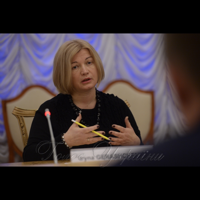 28 січня 2019 зустріч першого заступника Голови Верховної Ради України Ірини Геращенко з міністром закордонних справ Чеської Республіки Томашом Петршічеком. 
Вже завтра чеська делегація планує відвідати Донбас, тож особливу увагу приділили безпековим, гуманітарним і екологічним питанням на Донбасі, загостренні ситуації в Азово-Чорноморському регіоні.
