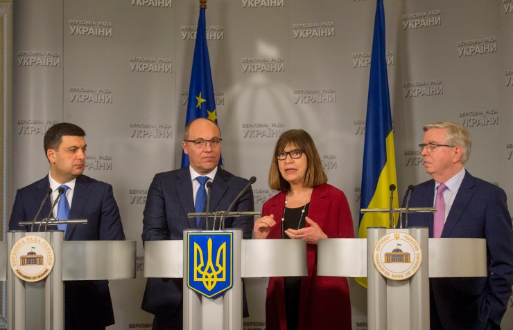 15 лютого 2019 спільний вихід до преси Голови Верховної Ради України Андрія Парубія, Прем’єр-міністра України Володимира Гройсмана, Президента Європейського Парламенту 2002-2004 років П.Кокса, німецького політика Ребекки Хармс.