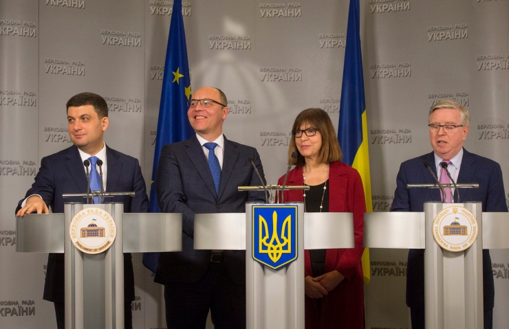 15 лютого 2019 спільний вихід до преси Голови Верховної Ради України Андрія Парубія, Прем’єр-міністра України Володимира Гройсмана, Президента Європейського Парламенту 2002-2004 років П.Кокса, німецького політика Ребекки Хармс.