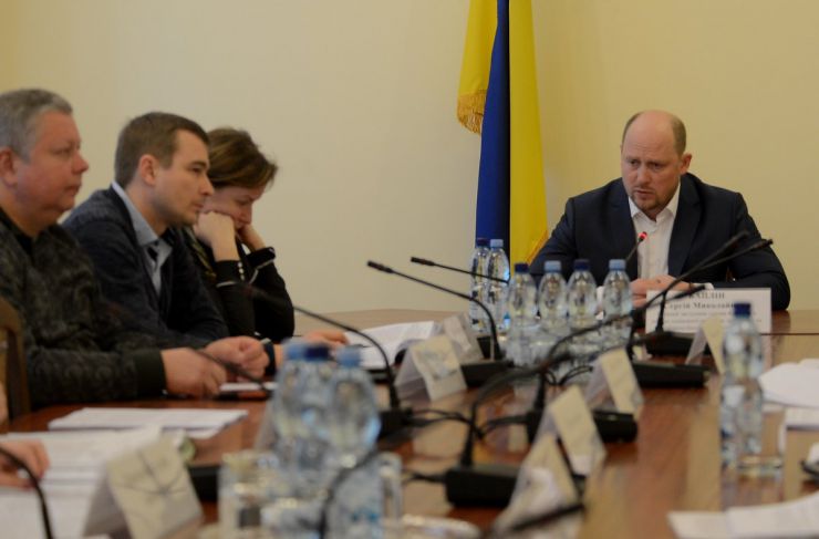27 березня 2019 Голова Комітету Верховної Ради України з питань соціальної політики, зайнятості та пенсійного забезпечення Сергій Каплін під час проведення робочої наради з метою всебічного вивчення та аналізу проекту Закону України «Про внесення змін до статті 8 Закону України «Про збір та облік єдиного внеску на загальнообов'язкове державне соціальне страхування» щодо оптимізації розміру єдиного внеску для підприємств учасників бойових дій. У заході взяли участь представники Уповноваженого Верховної Ради України з прав людини, центральних органів виконавчої влади, всеукраїнських профспілок, Пенсійного фонду України, міжнародних організацій, засоби масової інформації.