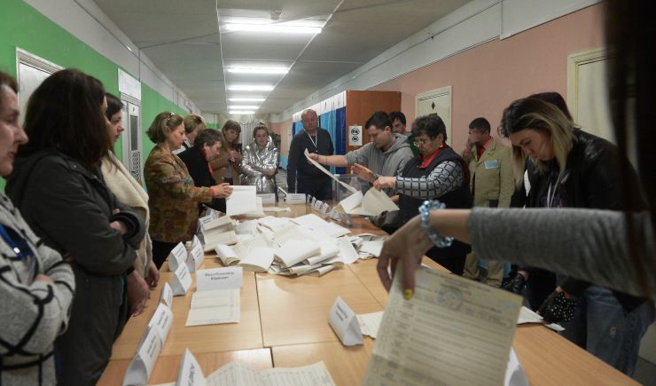 Вибори Президента України. Підрахунок голосів ДВК.
Виборча дільниця 800133 територіальний виборчий округ 212 Дарницький район м. Києва. 
