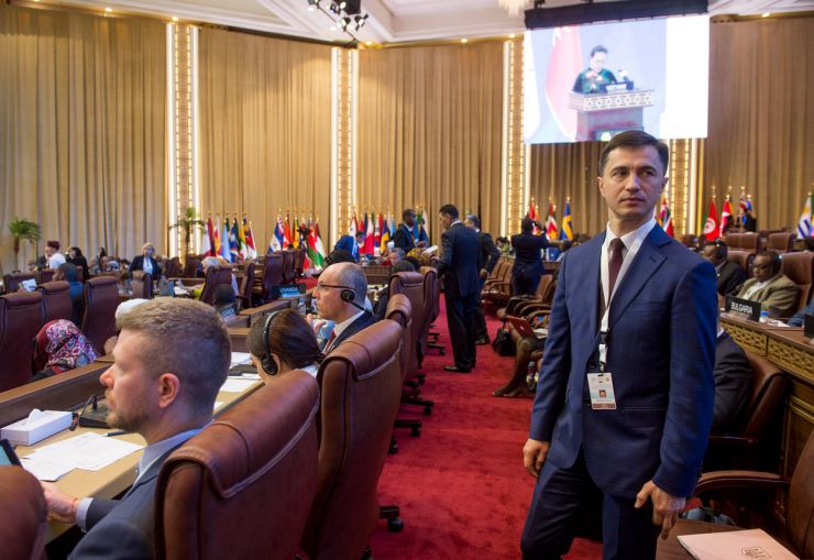 7 квітня 2019 візит Голови Верховної Ради України Андрія Парубія до Держави Катар для участі у 140-й Асамблеї Міжпарламентського Союзу. (м. Доха, 4-8 квітня 2019 року).
Участь Голови Верховної Ради України А.Парубія у загальних дебатах 140-ї Асамблеї Міжпарламентського Союзу.