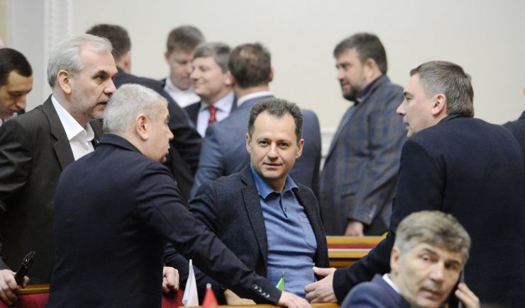 12 квітня 2019 пленарне засідання Верховної Ради України.
Голова Верховної Ради України Андрій Парубій повідомив, що у сесійні залі присутні члени Кабінету Міністрів на чолі з Прем'єр-міністром В.Гройсманом.
