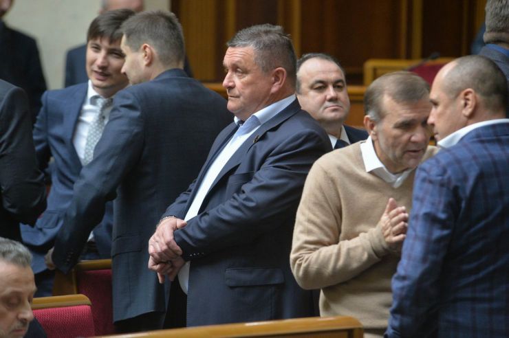 23 квітня 2019 пленарне засідання Верховної Ради України.
Парламент перейшов до розгляду проекту Закону про забезпечення функціонування української мови як державної (№ 5670-д), розгляд якого у другому читанні було розпочато 28 лютого.

