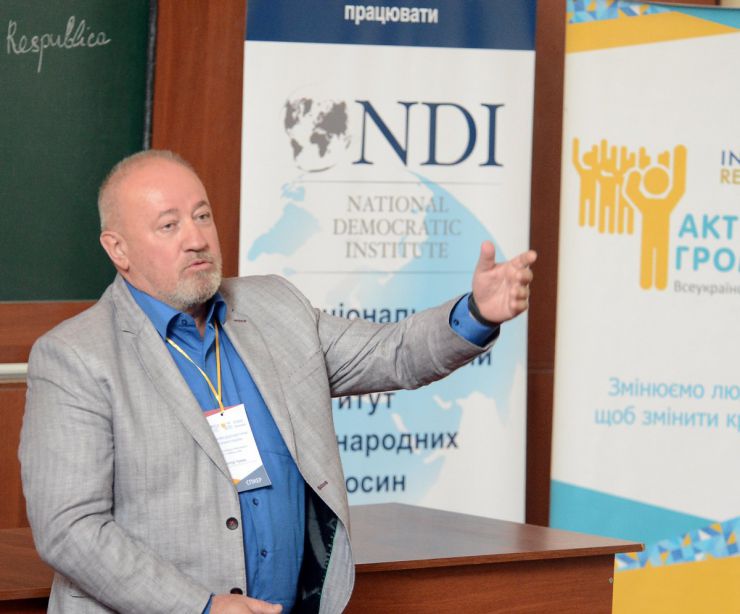 10 травня 2019 народний депутат України Віктор Чумак під час Національного дебатного турніру з політичних реформ (виборча, антикорупційна та реформа політичних фінансів) на тему