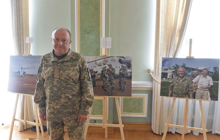 23 травня 2019 у Великій актовій залі Дипломатичної академії України імені Геннадія Удовенка при Міністерстві закордонних справ України за участю керівництва МЗС України відбувся захід з нагоди відзначення Дня Африки – 2019.
Програмою заходу передбачено ознайомлення з фотовиставкою Олександра Клименка на тему «Участь України в операціях ООН з підтримання миру в Африці», організованою за сприяння МЗС України.
У заході взяли участь очільники посольств країн Африканського континенту та міжнародних організацій, акредитованих в Україні.