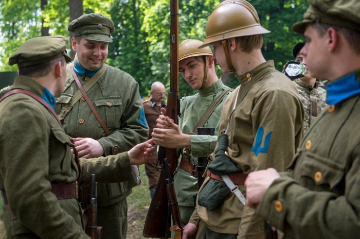 25 травня 2019 місто Боярка (Київська обл.). У рамках IV Всеукраїнського історично-музичного фестиваля «Під Покровом Тризуба» у Боярці що на Київщині, відбувся перший open-air 2019 року. Безумовно родзинкою цьогорічного дійства стала військово-історична реконструкція бою травня 1920 року. 