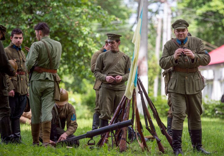 25 травня 2019 місто Боярка (Київська обл.). У рамках IV Всеукраїнського історично-музичного фестиваля «Під Покровом Тризуба» у Боярці що на Київщині, відбувся перший open-air 2019 року. Безумовно родзинкою цьогорічного дійства стала військово-історична реконструкція бою травня 1920 року. 