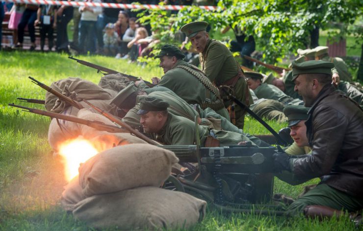 25 травня 2019 місто Боярка (Київська обл.). У рамках IV Всеукраїнського історично-музичного фестиваля «Під Покровом Тризуба» у Боярці що на Київщині, відбувся перший open-air 2019 року. Безумовно родзинкою цьогорічного дійства стала військово-історична реконструкція бою травня 1920 року. 