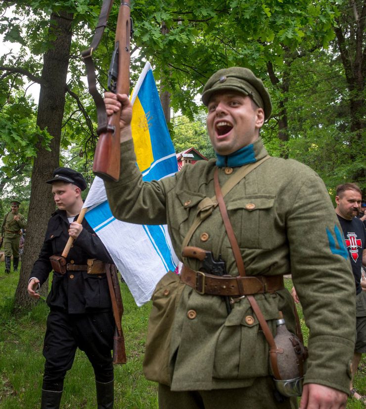 25 травня 2019 місто Боярка (Київська обл.). У рамках IV Всеукраїнського історично-музичного фестиваля «Під Покровом Тризуба» у Боярці що на Київщині, відбувся перший open-air 2019 року. Безумовно родзинкою цьогорічного дійства стала військово-історична реконструкція бою травня 1920 року. 