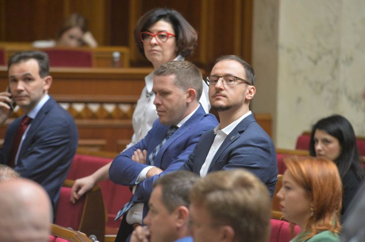 Пленарне засідання Верховної Ради України
Головуючий на засіданні повідомив, що першим пропонується розглянути блок питань соціальної політики, а наступним - блок питань місцевого самоврядування.
Прийнято Постанову 