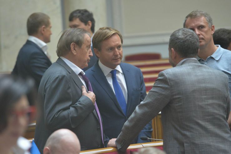 Пленарне засідання Верховної Ради України
Головуючий на засіданні повідомив, що першим пропонується розглянути блок питань соціальної політики, а наступним - блок питань місцевого самоврядування.
Прийнято Постанову 