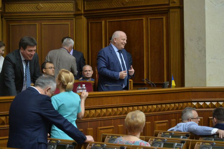 31 травня 2019 пленарне засідання Верховної Ради України. Розпочалася