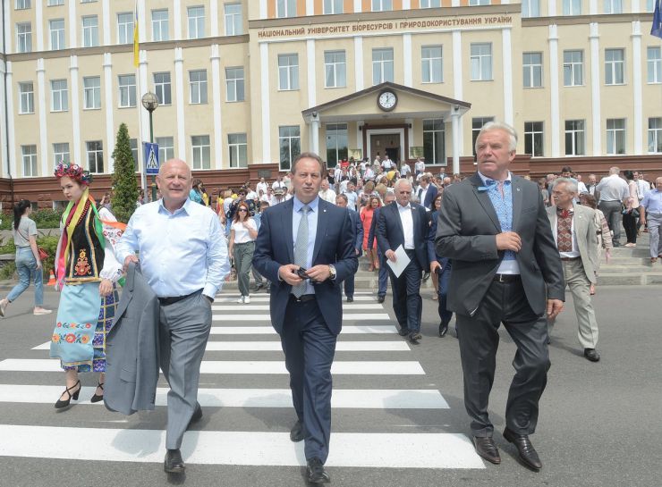 30 травня 2019 Національний університет біоресурсів і природокористування України (НУБіП) відзначив свій 121-й день народження.
Олександр Данильчук 1-й заступник Рівненської облради, Микола Томенко голова наглядової ради НУБІП, Станіслав Ніколаєнко ректор НУБІП.