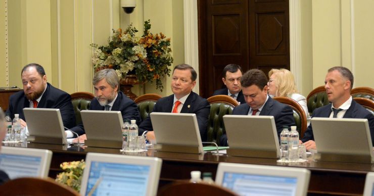 3 червня 2019 засідання Погоджувальної ради у Верховній Раді України.
Руслан Стефанчук, Вадим Новинський (ОП), Олег Ляшко (РП), Віктор Бондар (Відро).