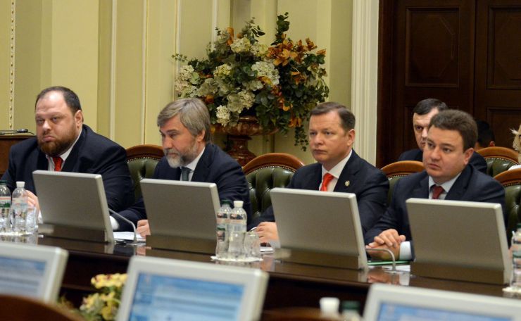 3 червня 2019 засідання Погоджувальної ради у Верховній Раді України.
Руслан Стефанчук, Вадим Новинський (ОП), Олег Ляшко (РП), Віктор Бондар (Відро).