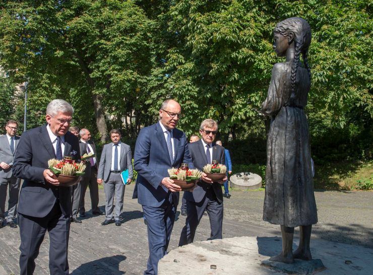 8 червня 2019 Х Сесія Міжпарламентської асамблеї Верховної Ради України, Сейму Литовської Республіки та Сейму і Сенату Республіки Польща «Безпека. Розвиток. Демократія. Сильні разом».
Церемонія вшанування пам’яті  жертв Голодомору.
