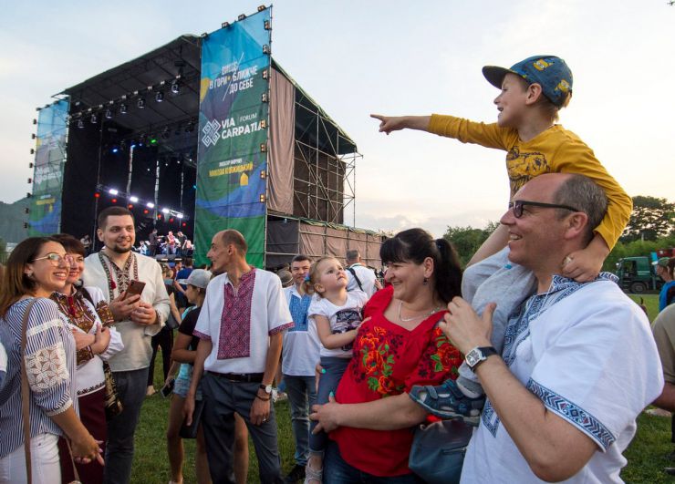15 червня 2019 ІІ Міжнародний форум Via Carpatia 2019 року у смт. Верховина Івано-Франківської області.
Церемонія нагородження премією імені Станіслава Вінценза «За гуманістичне служіння та внесок у розвиток регіонів».