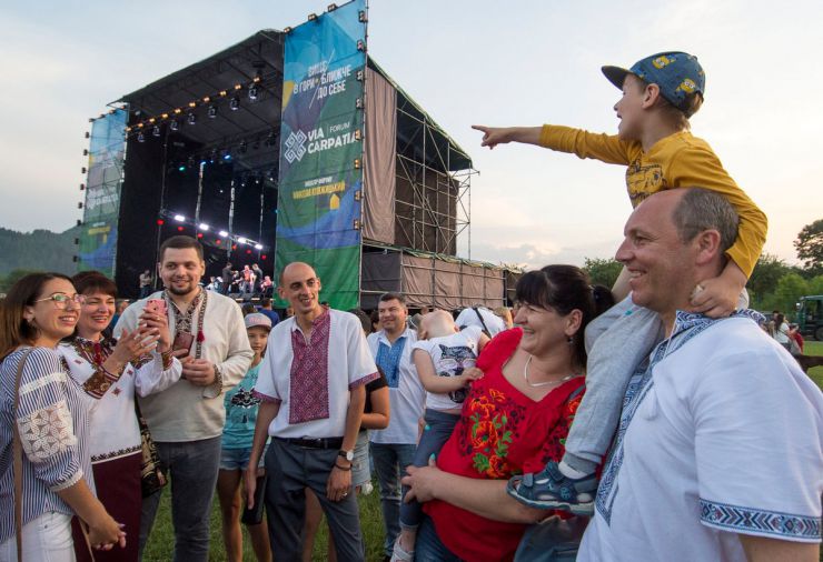 15 червня 2019 ІІ Міжнародний форум Via Carpatia 2019 року у смт. Верховина Івано-Франківської області.
Церемонія нагородження премією імені Станіслава Вінценза «За гуманістичне служіння та внесок у розвиток регіонів».