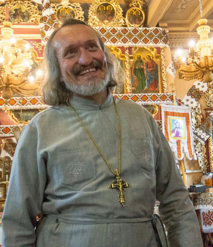 15 червня 2019 ІІ Міжнародний форум Via Carpatia 2019 року у смт. Верховина Івано-Франківської області.
Храм Різдва Пресвятої Богородиці в селі Криворівня Верховинського району, настоятель Храму Іван Рибарук.
