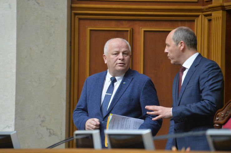 21 червня 2019 пленарне засідання Верховної Ради України.
Головуючий повідомив, що в пленарному засіданні беруть участь члени Кабінету Міністрів на чолі з Першим віце-прем’єр-міністром Степаном Кубівим. Розпочалася 